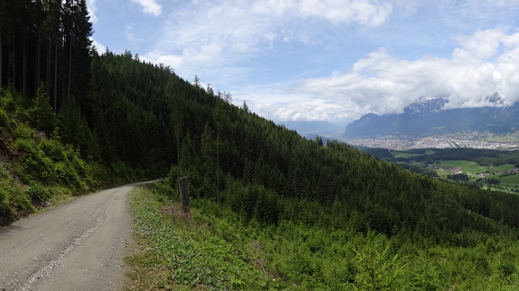 The RinnerAlm weg
