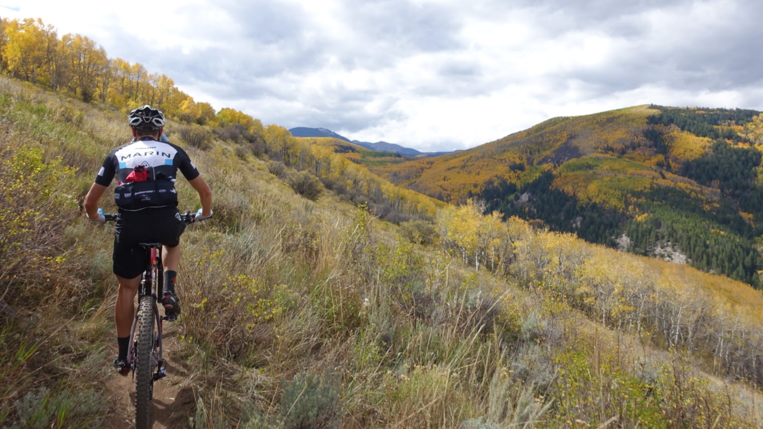 Heading towards Mud Springs, and the ridge that would take us to the trail. Clouds started building early in the ride, and the sun was doing battle against a brisk wind coming from the south